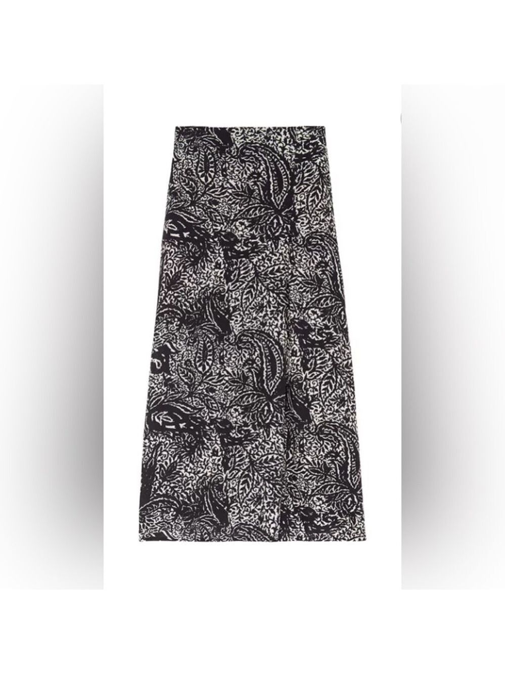 🎈$10 add on. Lily Morgan Navy Paisley Maxi Skirt with fold over waistband